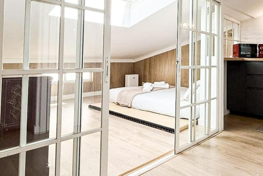 Apartment Charming Penthouse In Madrid-centro - Oso