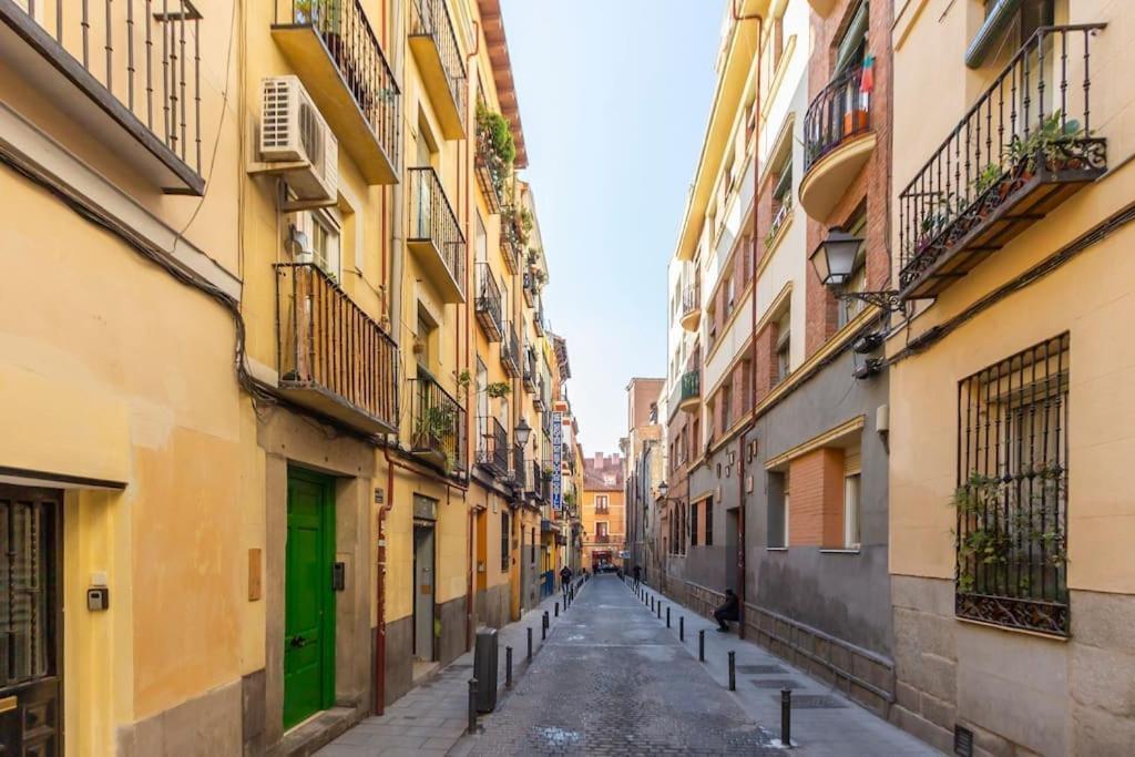 Charming Penthouse In Madrid-centro - Oso Apartment